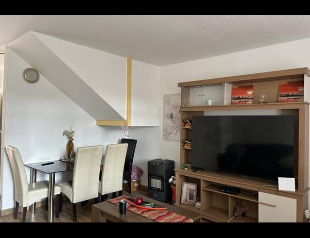 3 BEDROOM TOWNHOUSE FOR SALE IN BEDFORD GARDENS